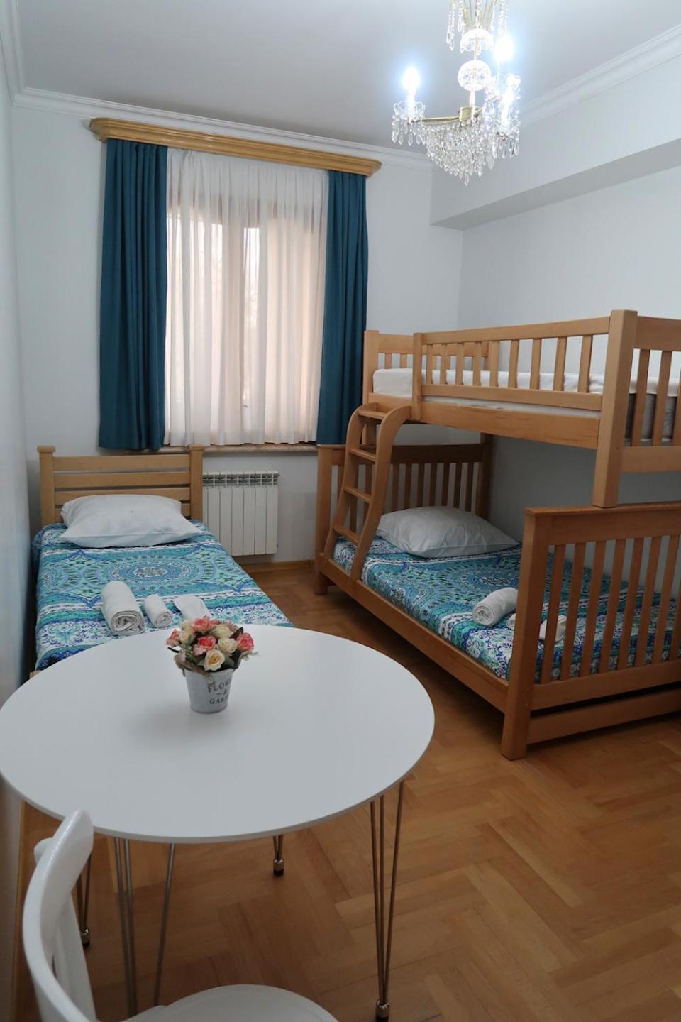 טביליסי Guest House Merci מראה חיצוני תמונה
